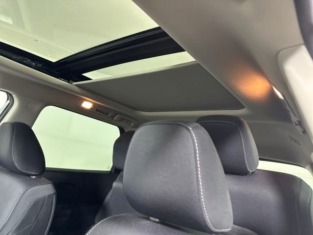 Used 2024 Nissan Pathfinder SV image 12