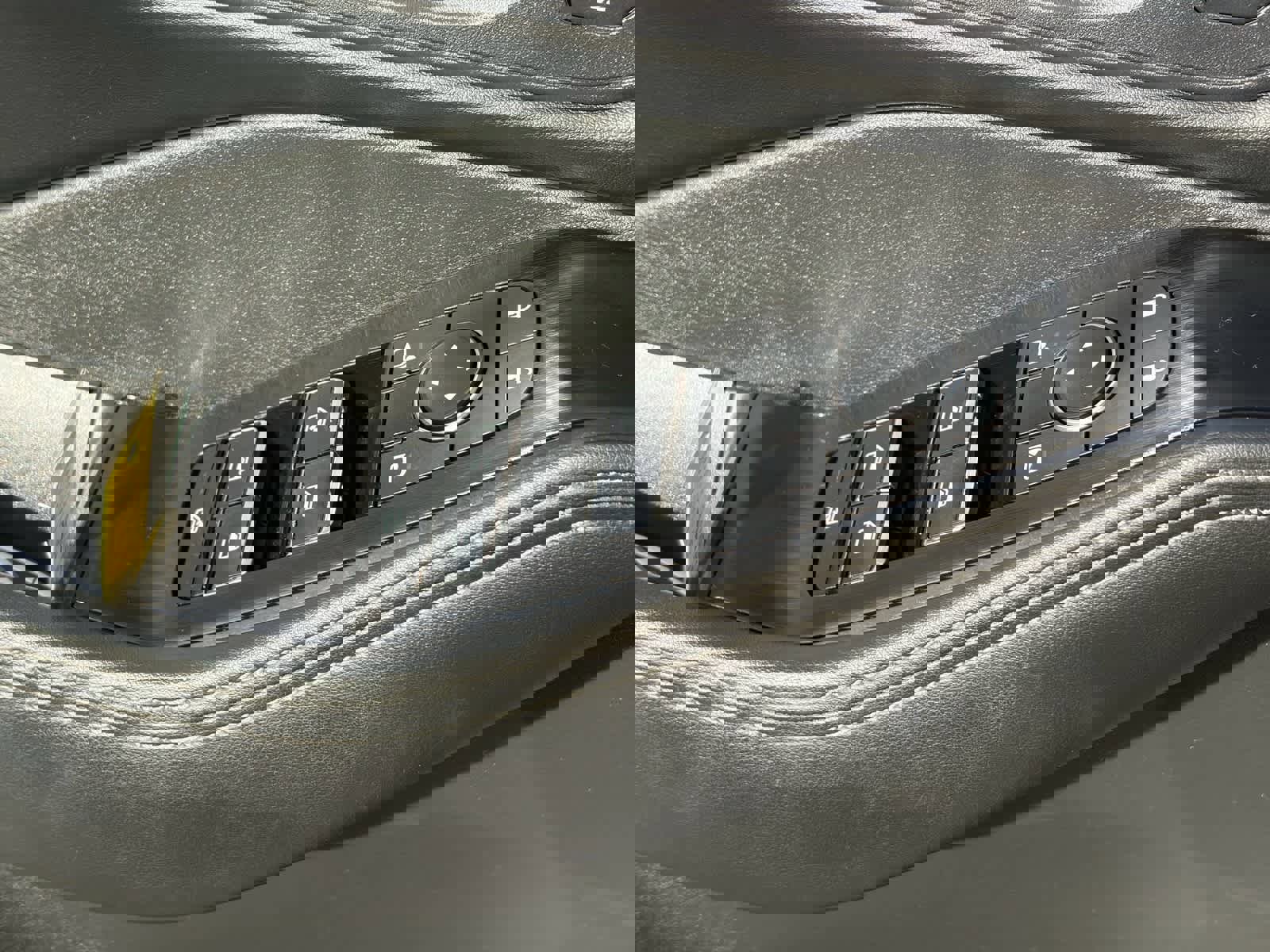 Certified 2023 Nissan Rogue SL w/ SL Premium Package image 16