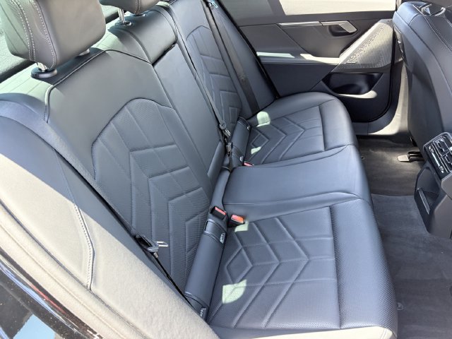 Certified 2026 BMW i5 eDrive40 w/ Premium Package RWD image 15