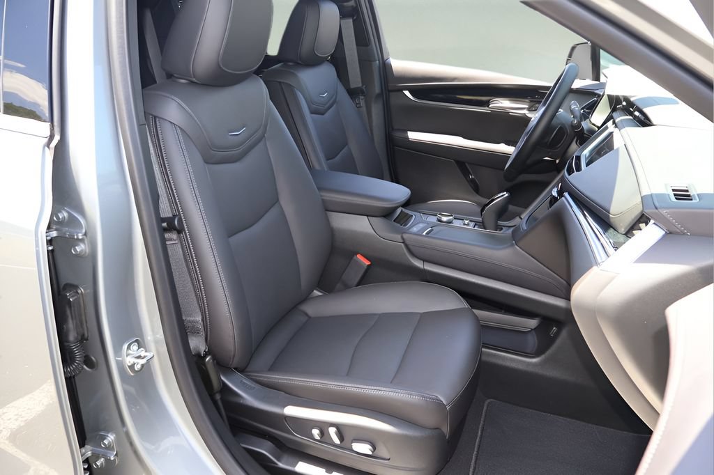 New 2026 Cadillac XT5 Premium Luxury FWD image 19