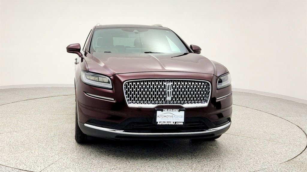 Used 2022 Lincoln Nautilus Reserve w/ Luxury Package image 2