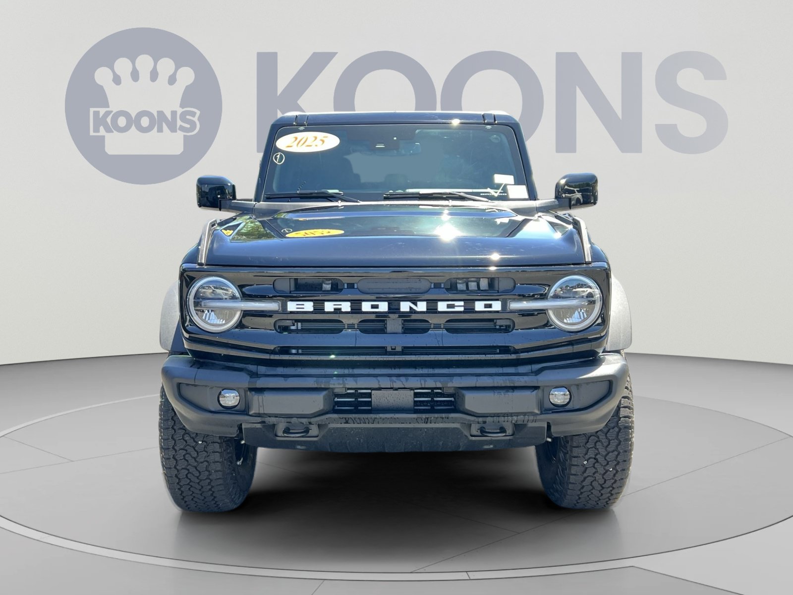 New 2025 Ford Bronco Outer Banks w/ Sasquatch Package AWD/4WD image 4