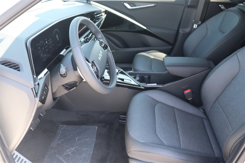 New 2024 Kia Niro Wave image 17
