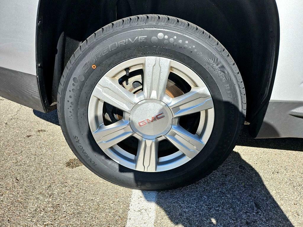 Used 2016 GMC Terrain SLE image 36