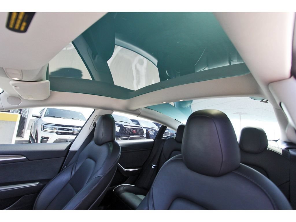 Used 2022 Tesla Model 3 Performance AWD/4WD image 26