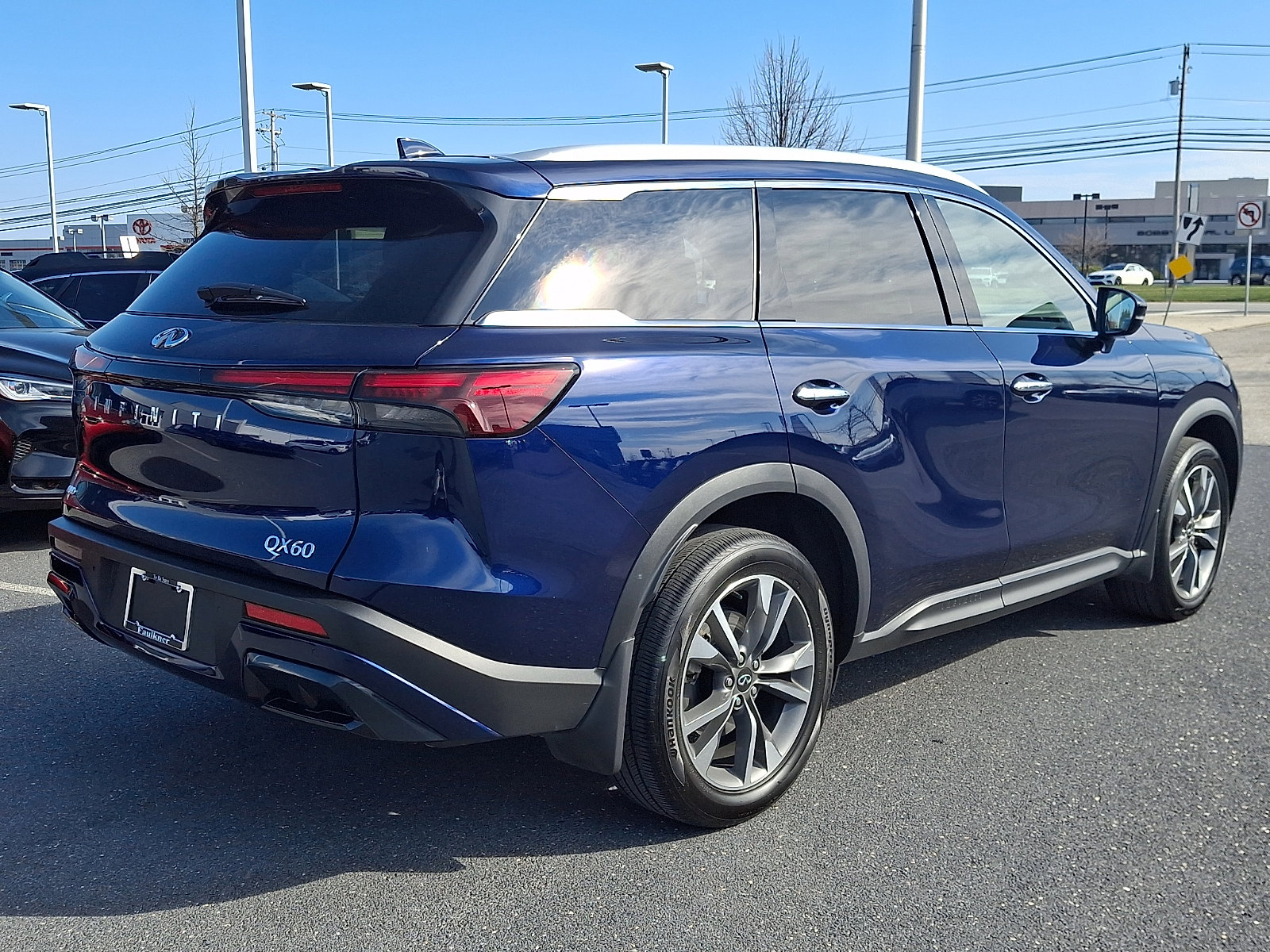 Certified 2025 INFINITI QX60 Luxe image 6