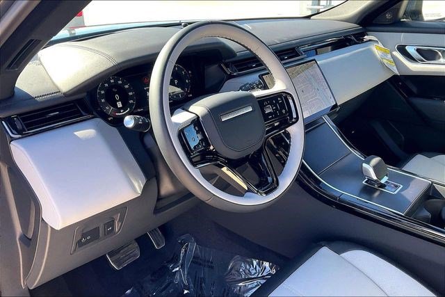 New 2026 Land Rover Range Rover Velar Dynamic SE image 7