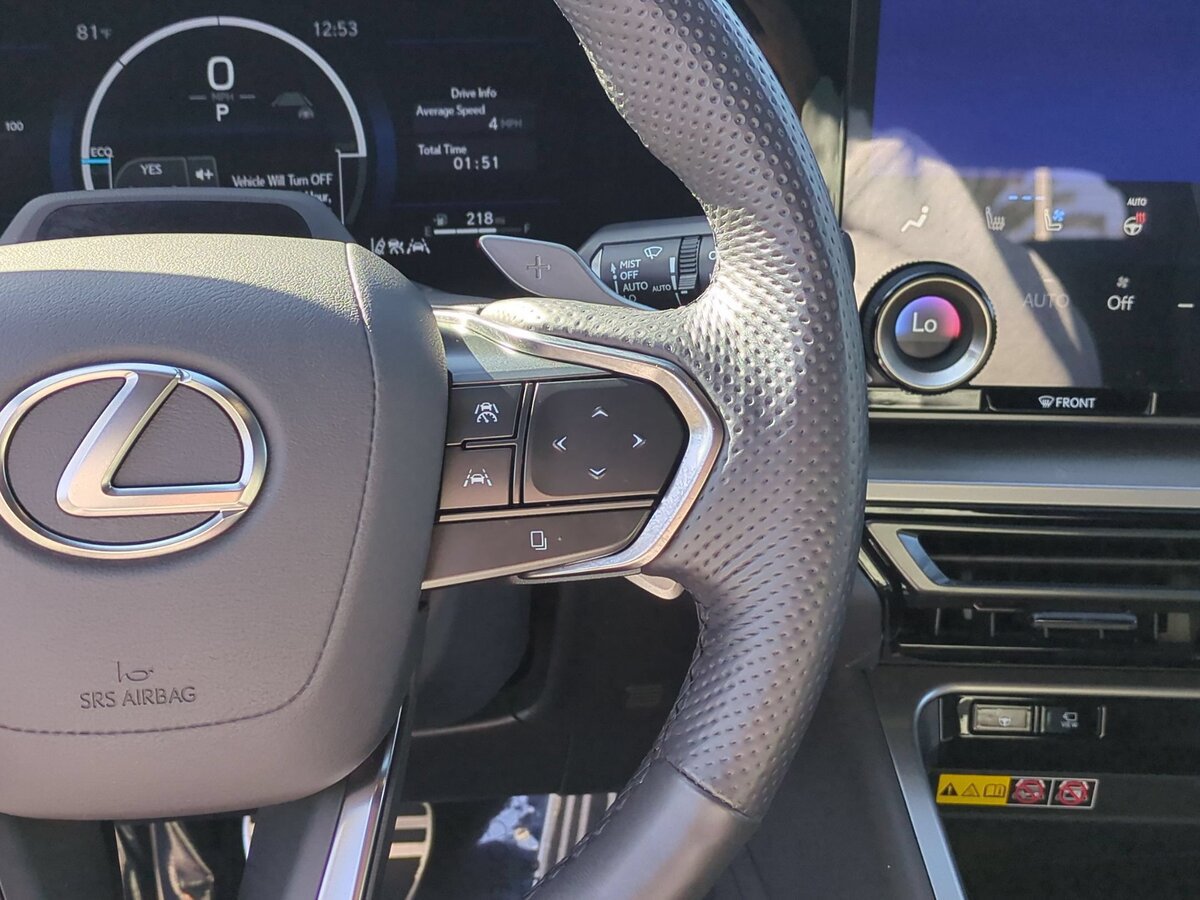 Used 2026 Lexus TX 500h AWD w/ Technology Package image 19