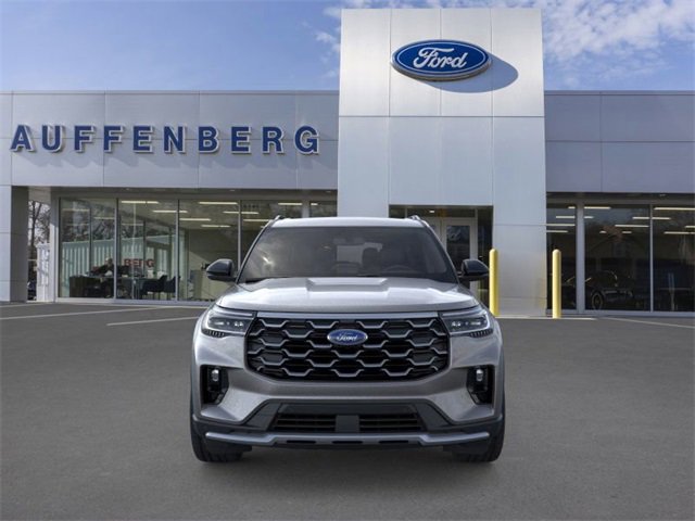 New 2025 Ford Explorer Platinum image 6