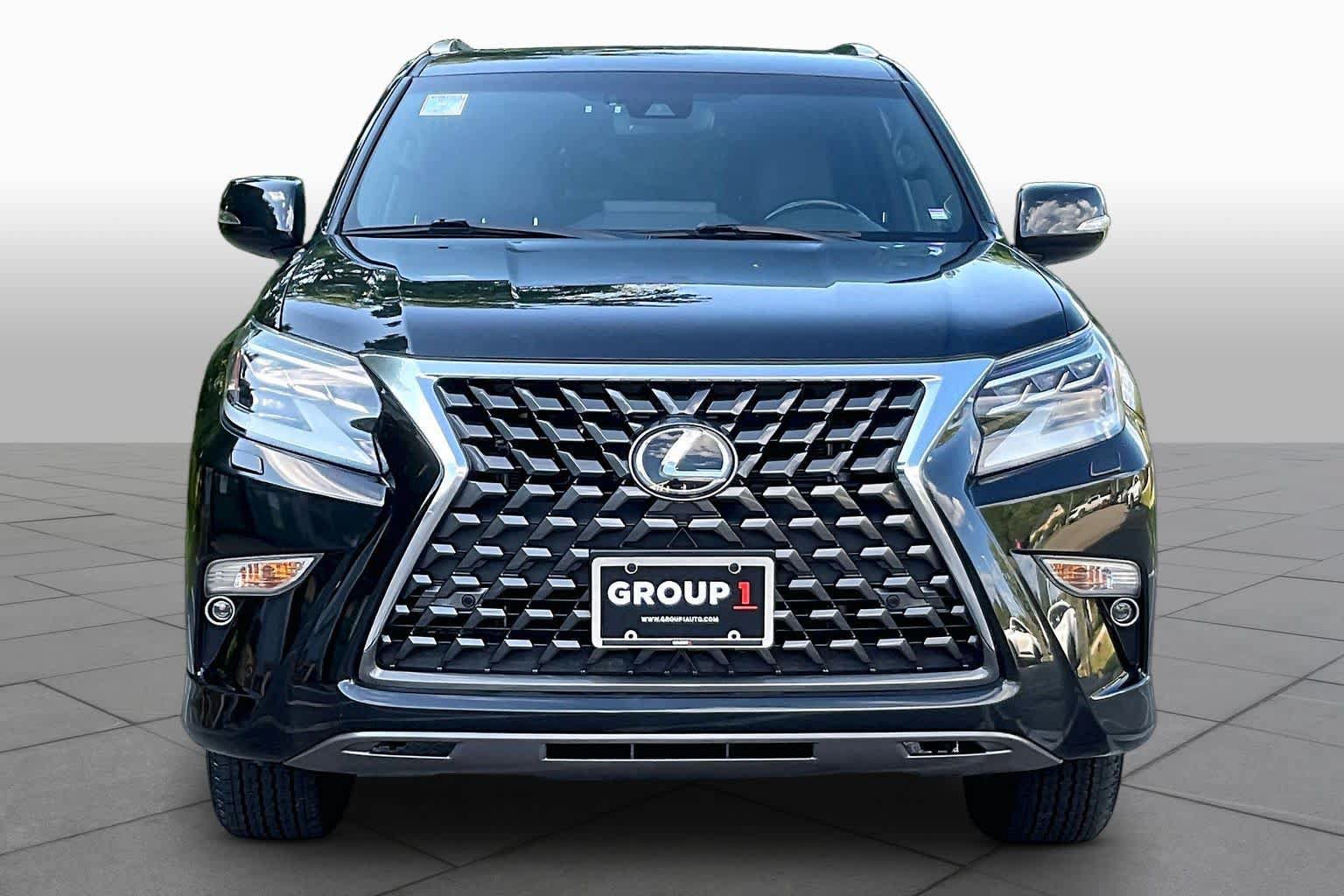 Used 2023 Lexus GX 460 Premium w/ Premium Package AWD/4WD image 3