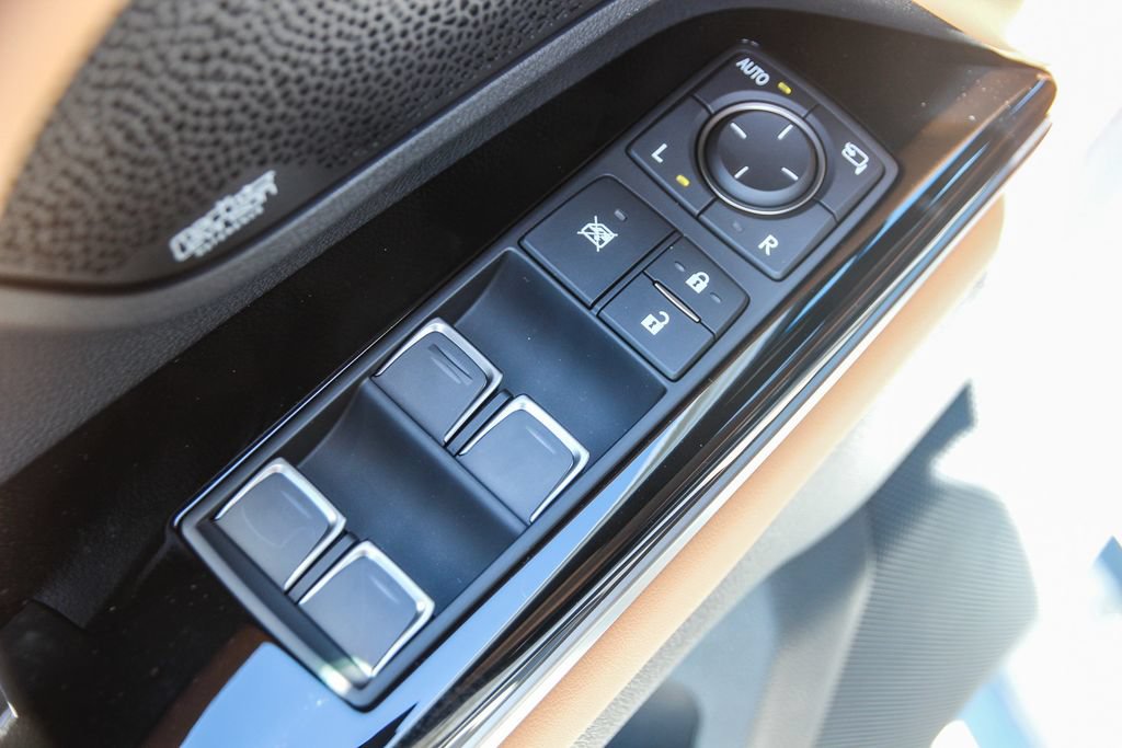 New 2026 Lexus LX 700h Luxury AWD/4WD image 19