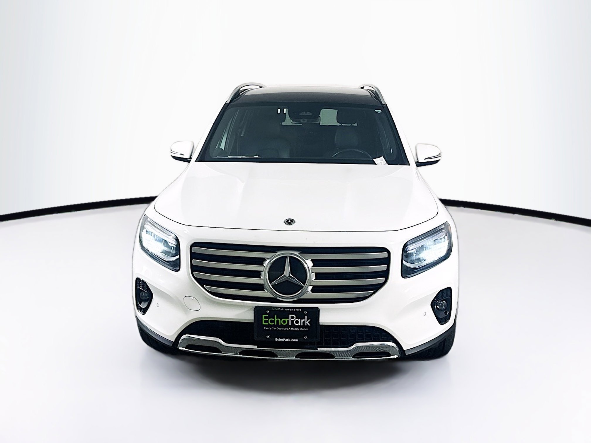 Used 2024 Mercedes-Benz GLB 250 image 2