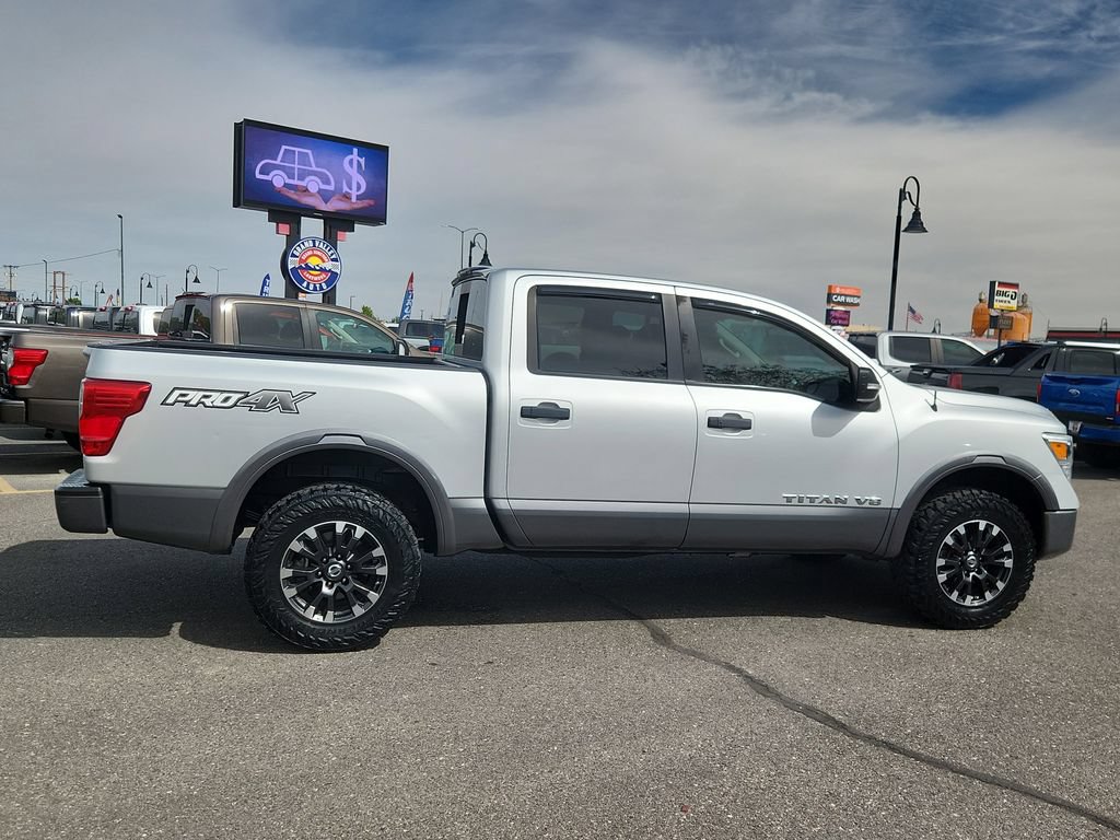 Used 2019 Nissan Titan PRO-4X AWD/4WD image 2