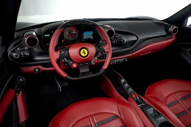 Used 2022 Ferrari F8 Tributo image 25