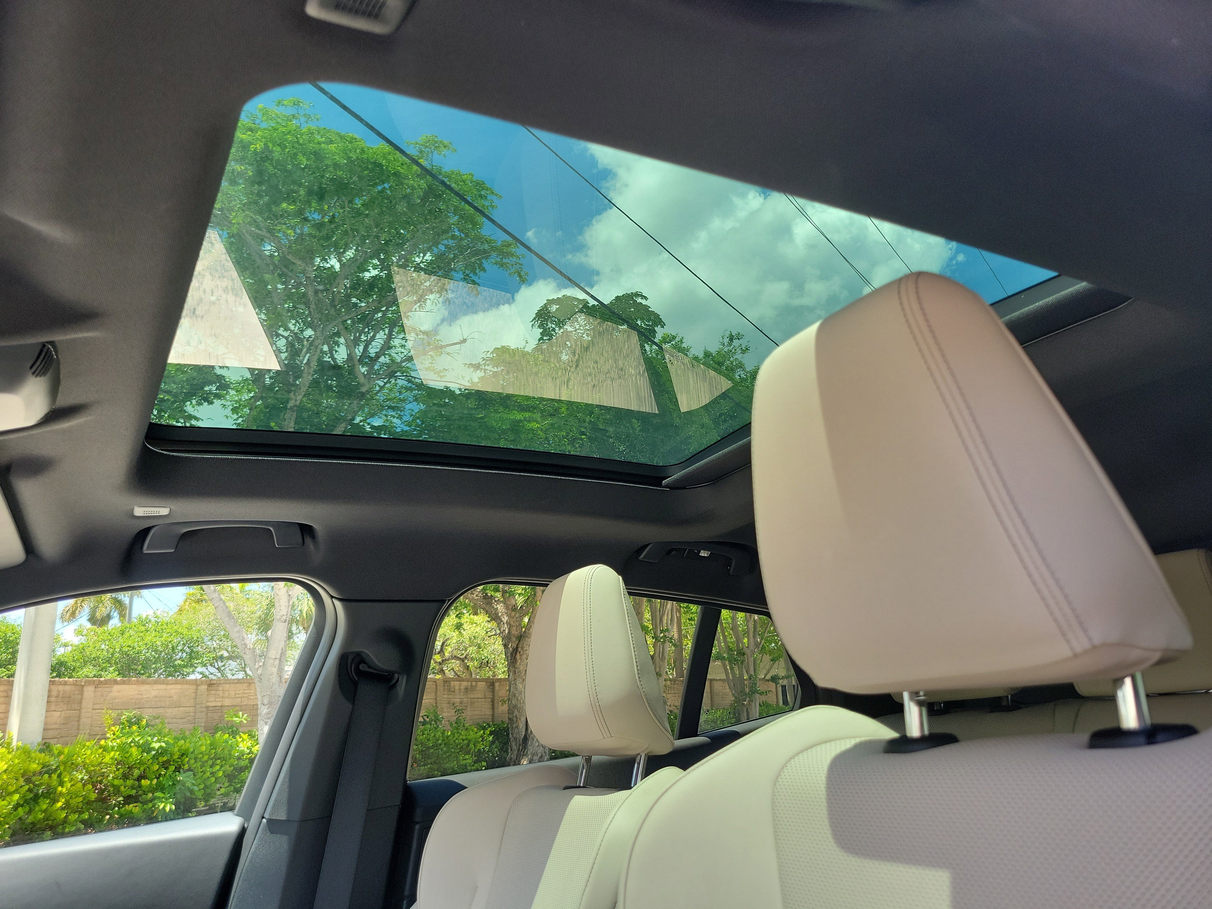 Used 2025 BMW X2 xDrive28i AWD/4WD image 18