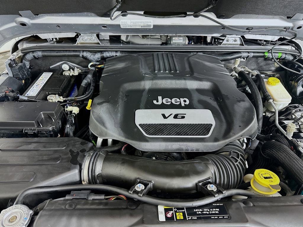 Used 2017 Jeep Wrangler Unlimited Rubicon image 27