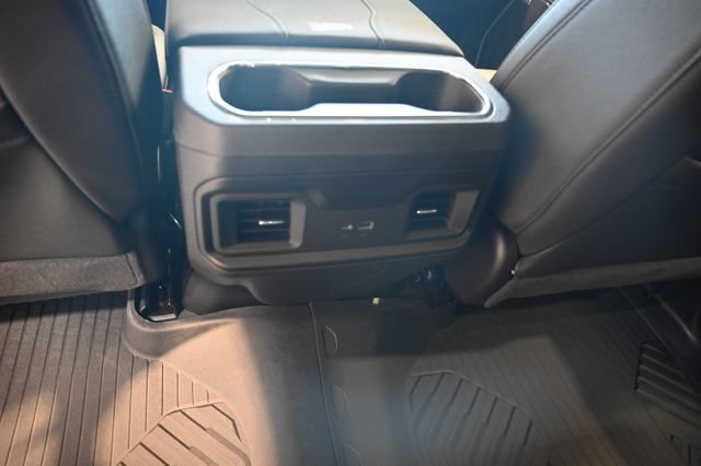 New 2026 Chevrolet Silverado 1500 RST w/ Dark Appearance Package AWD/4WD image 26