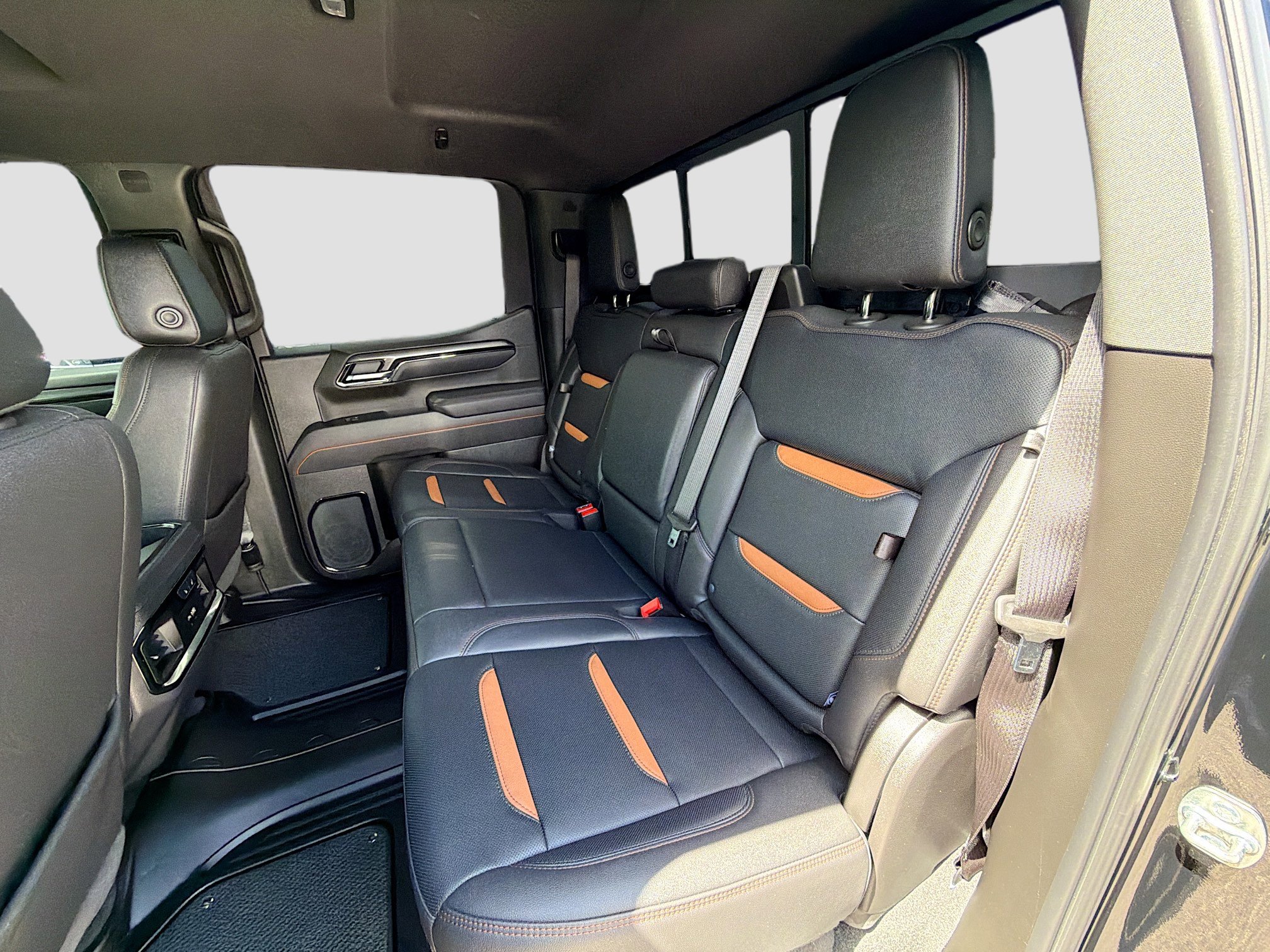 Used 2025 GMC Sierra 1500 AT4 w/ Technology Package image 19