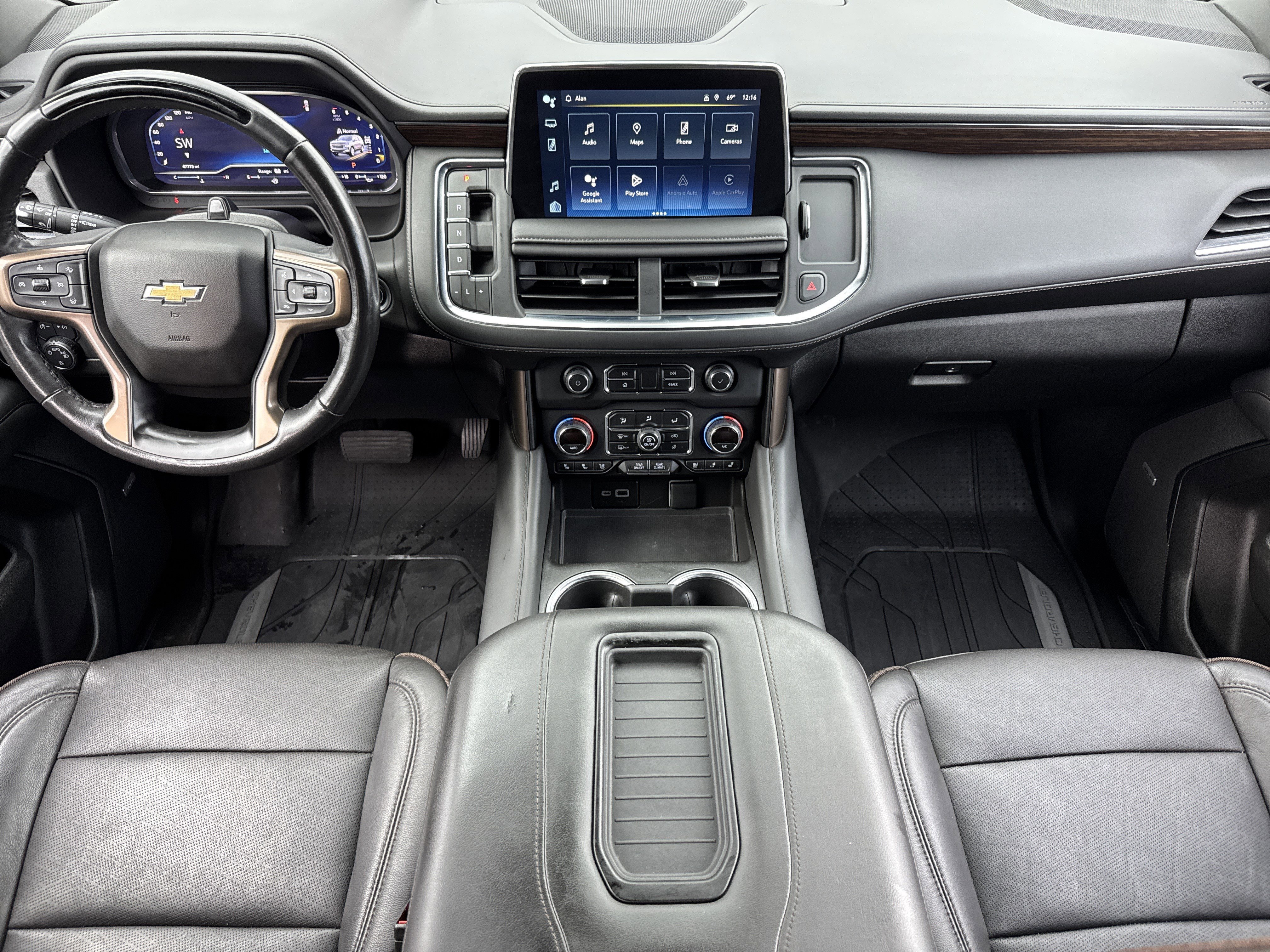 Used 2023 Chevrolet Tahoe High Country w/ Advanced Technology Package AWD/4WD image 34