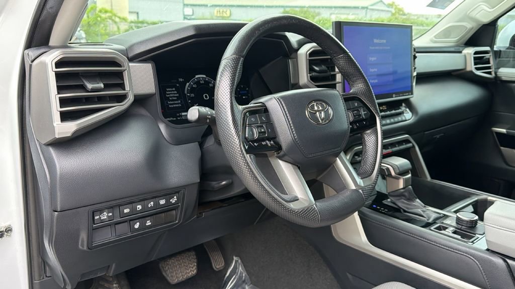 Used 2023 Toyota Tundra Limited AWD/4WD image 22
