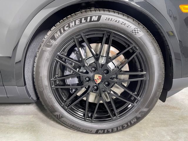 New 2026 Porsche Cayenne E-Hybrid Coupe image 19