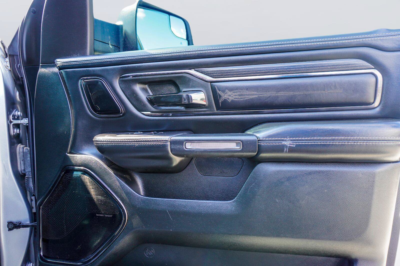 Used 2022 RAM 1500 Limited w/ Night Edition AWD/4WD image 16