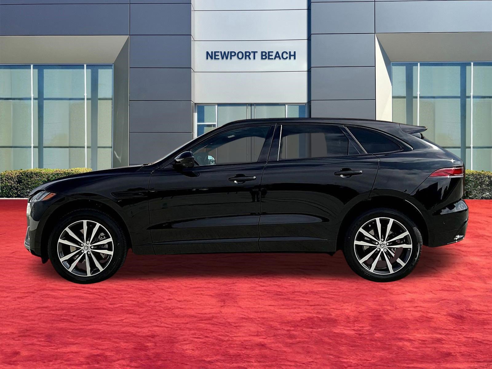New 2026 Jaguar F-PACE R-Dynamic S image 2