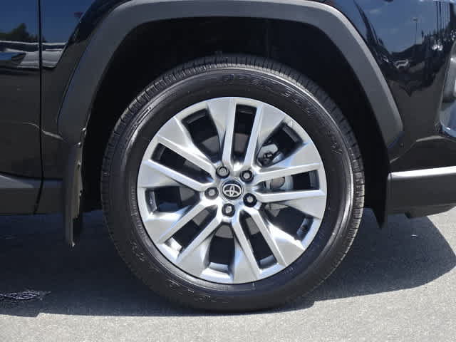 Certified 2025 Toyota RAV4 XLE Premium FWD image 8