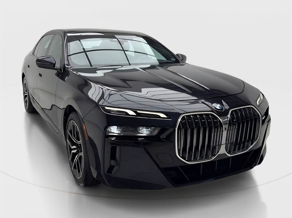 Used 2024 BMW 740i RWD image 3