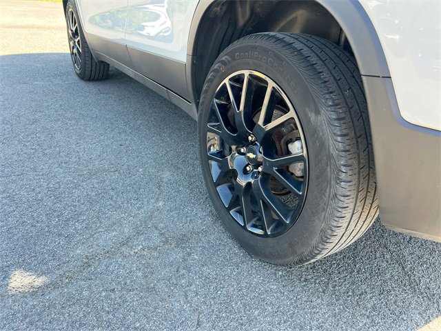 Used 2022 Chevrolet Trax LT w/ Sport Edition image 30