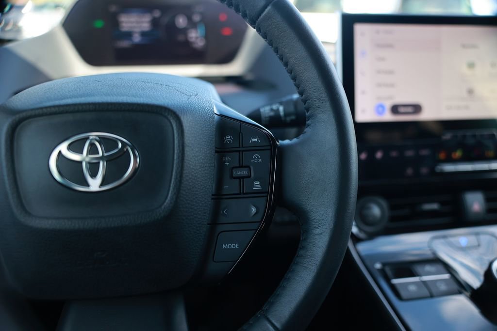 Used 2023 Toyota bZ4X XLE w/ Weather Package FWD image 23