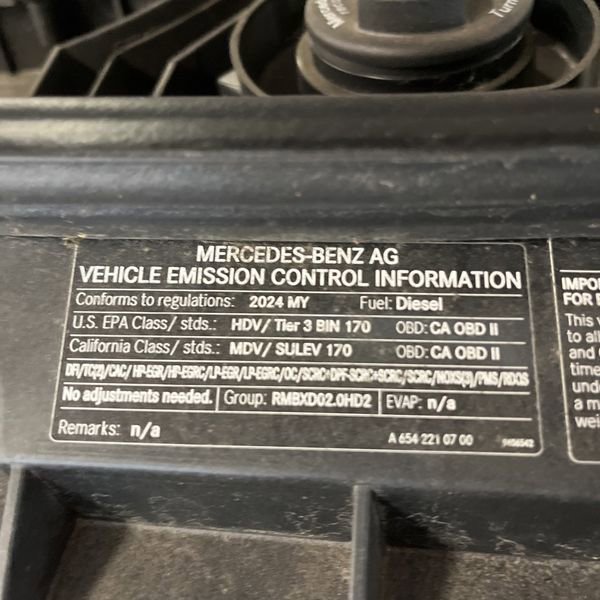 Used 2024 Mercedes-Benz Sprinter 2500 image 24