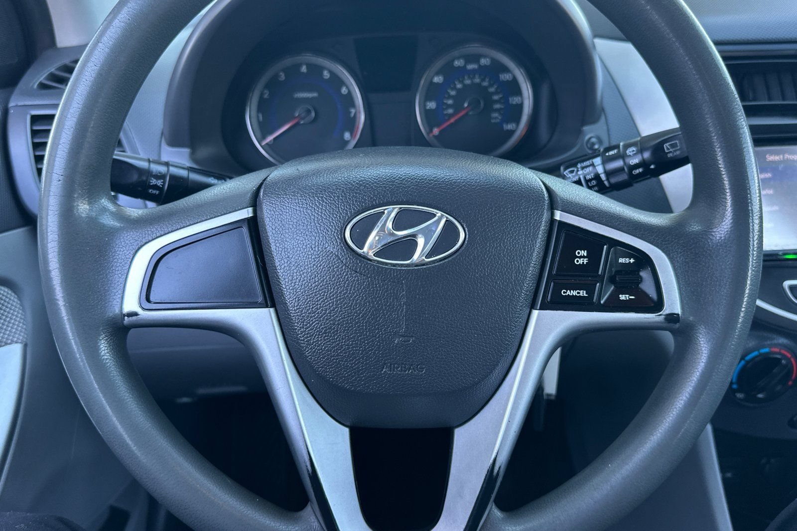 Used 2012 Hyundai Accent GS FWD image 20