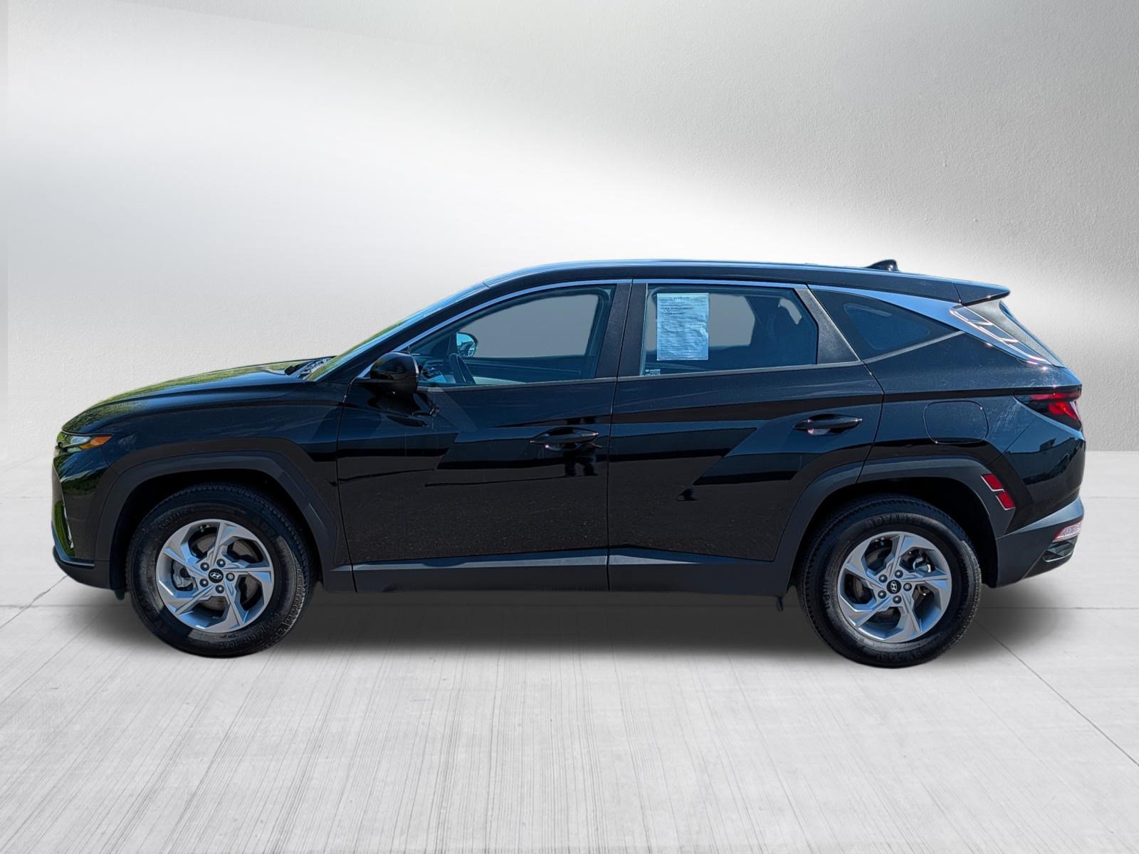 Used 2024 Hyundai Tucson SE AWD/4WD image 4