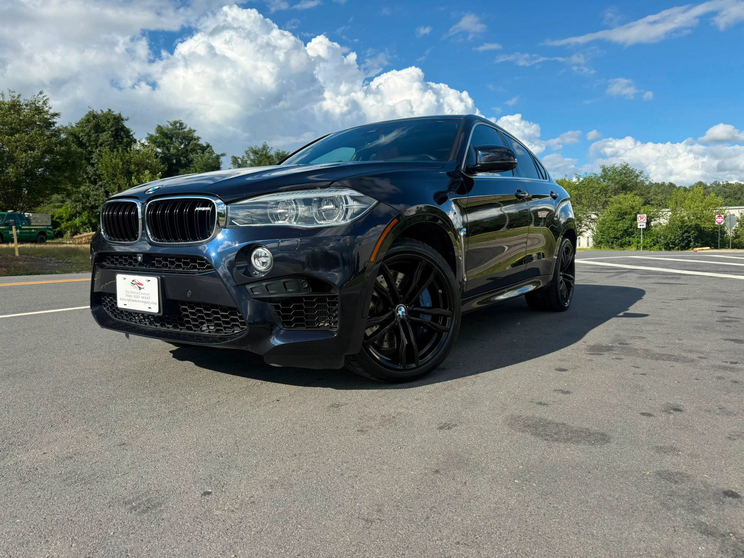 Used 2019 BMW X6 M w/ Executive Package AWD/4WD image 4