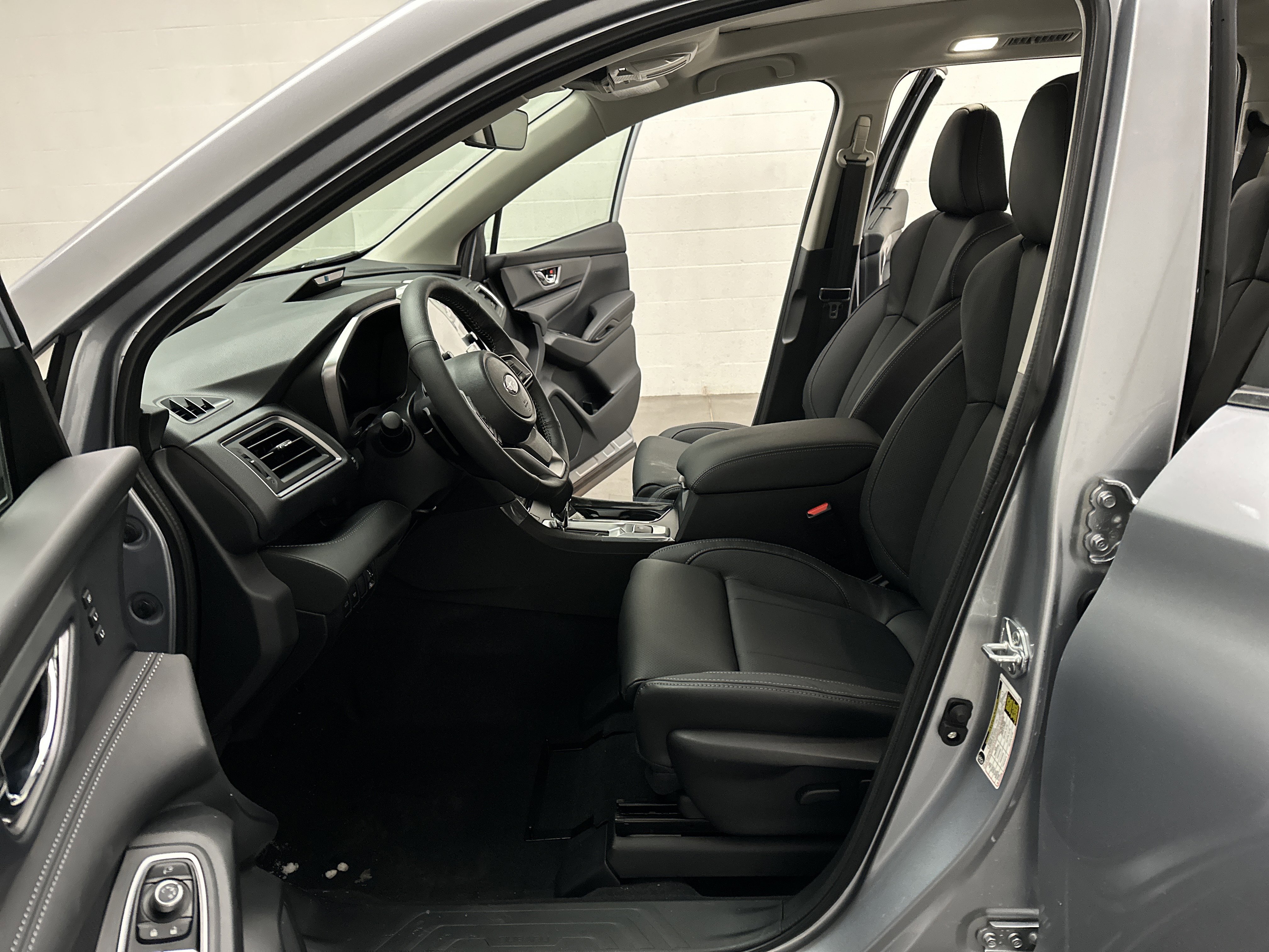 New 2026 Subaru Ascent Limited AWD/4WD image 18