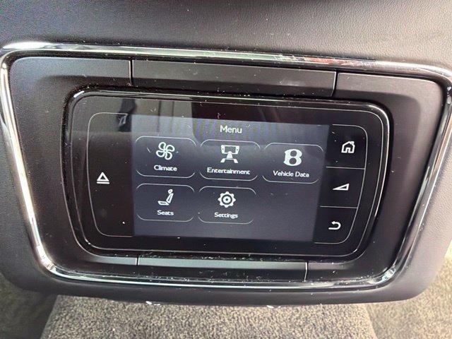 Used 2019 Bentley Bentayga AWD/4WD image 14