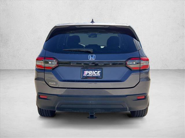 Used 2023 Honda Pilot LX image 6