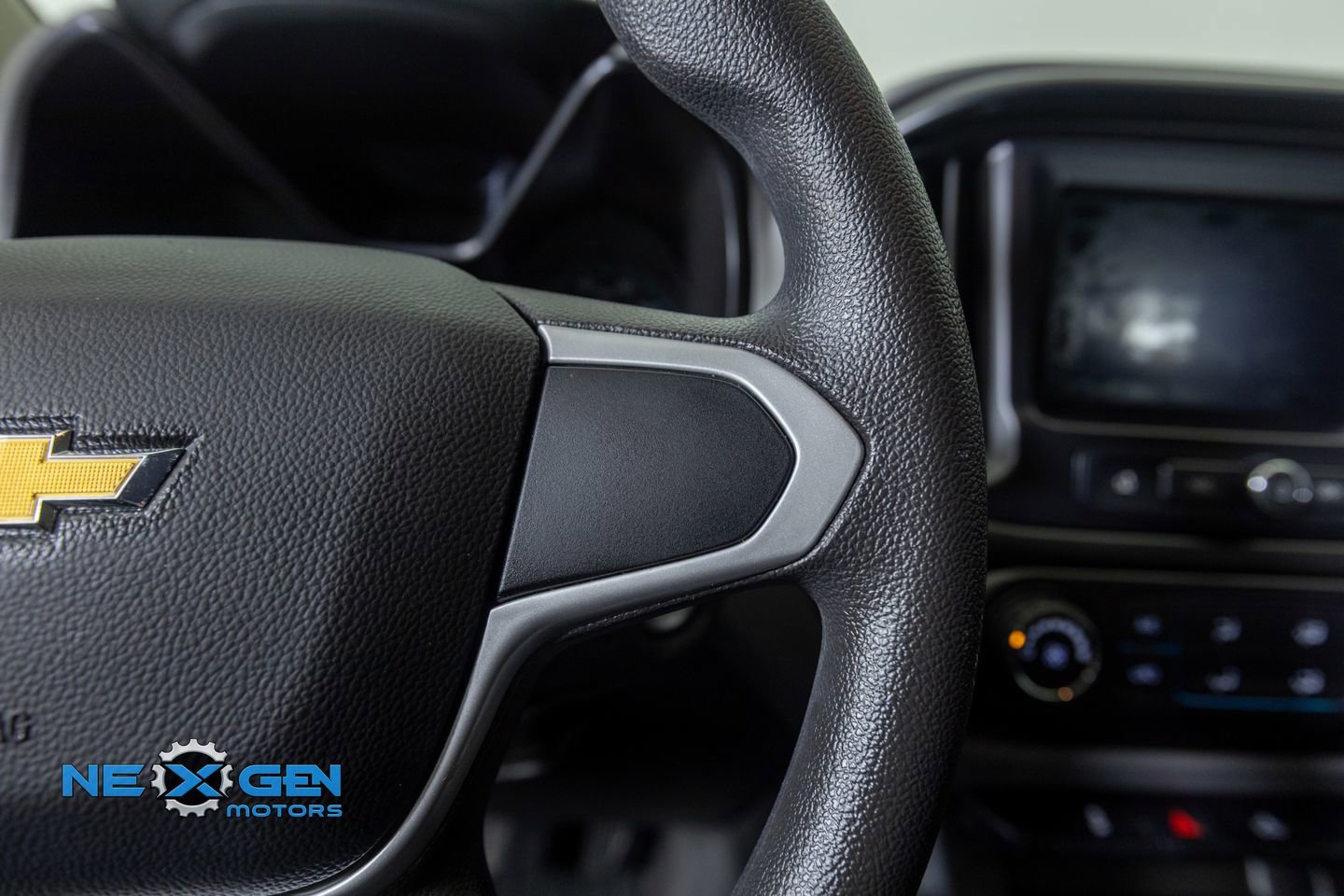 Used 2020 Chevrolet Colorado W/T w/ WT Convenience Package RWD image 15