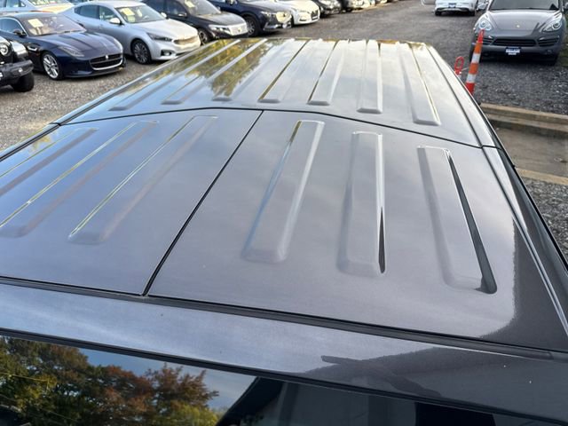 Used 2018 Jeep Wrangler Unlimited Sahara image 13