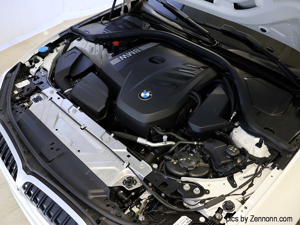 Certified 2025 BMW 330i xDrive Sedan image 39