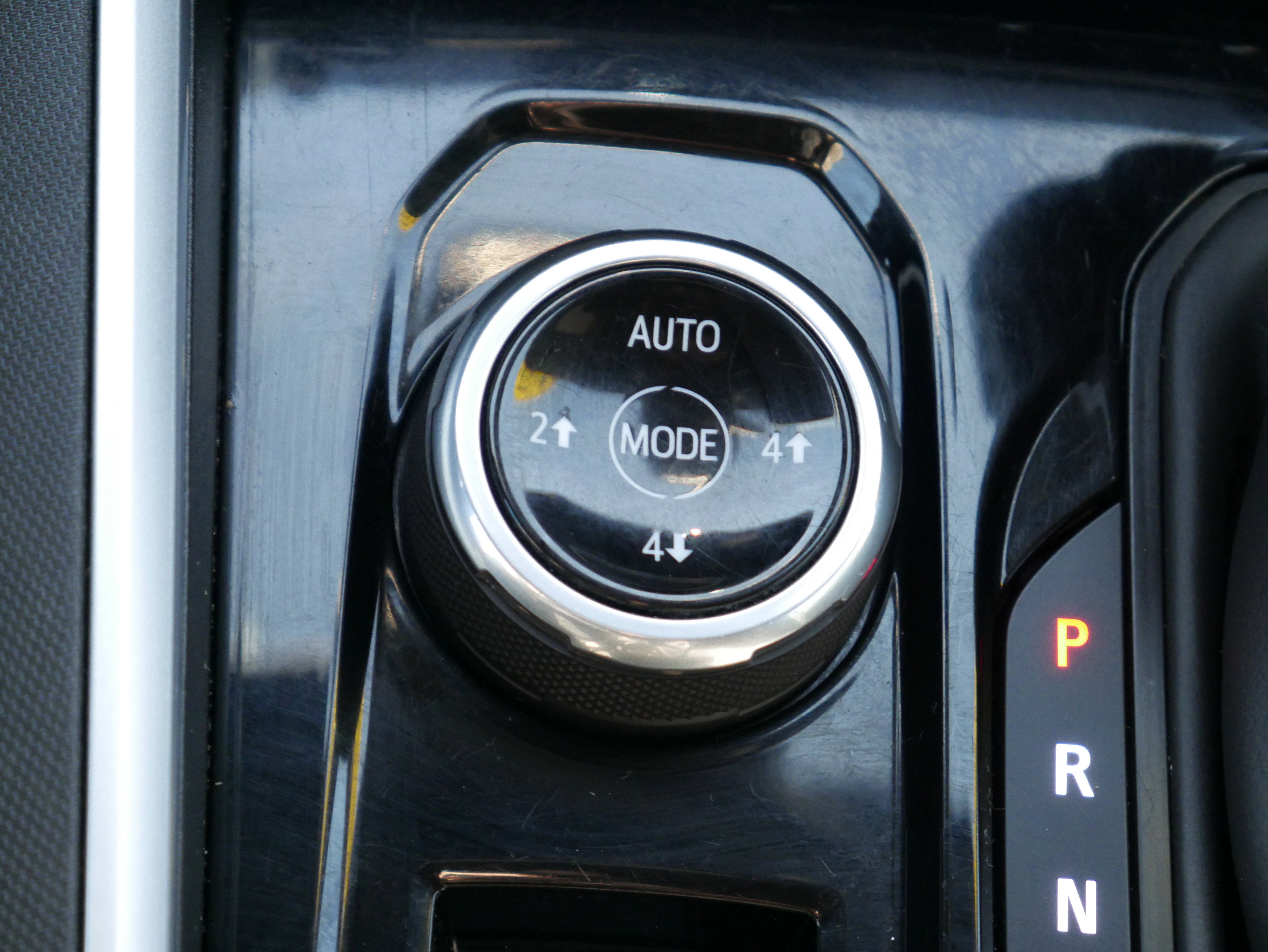 Certified 2024 Chevrolet Colorado Trail Boss w/ Technology Package image 22