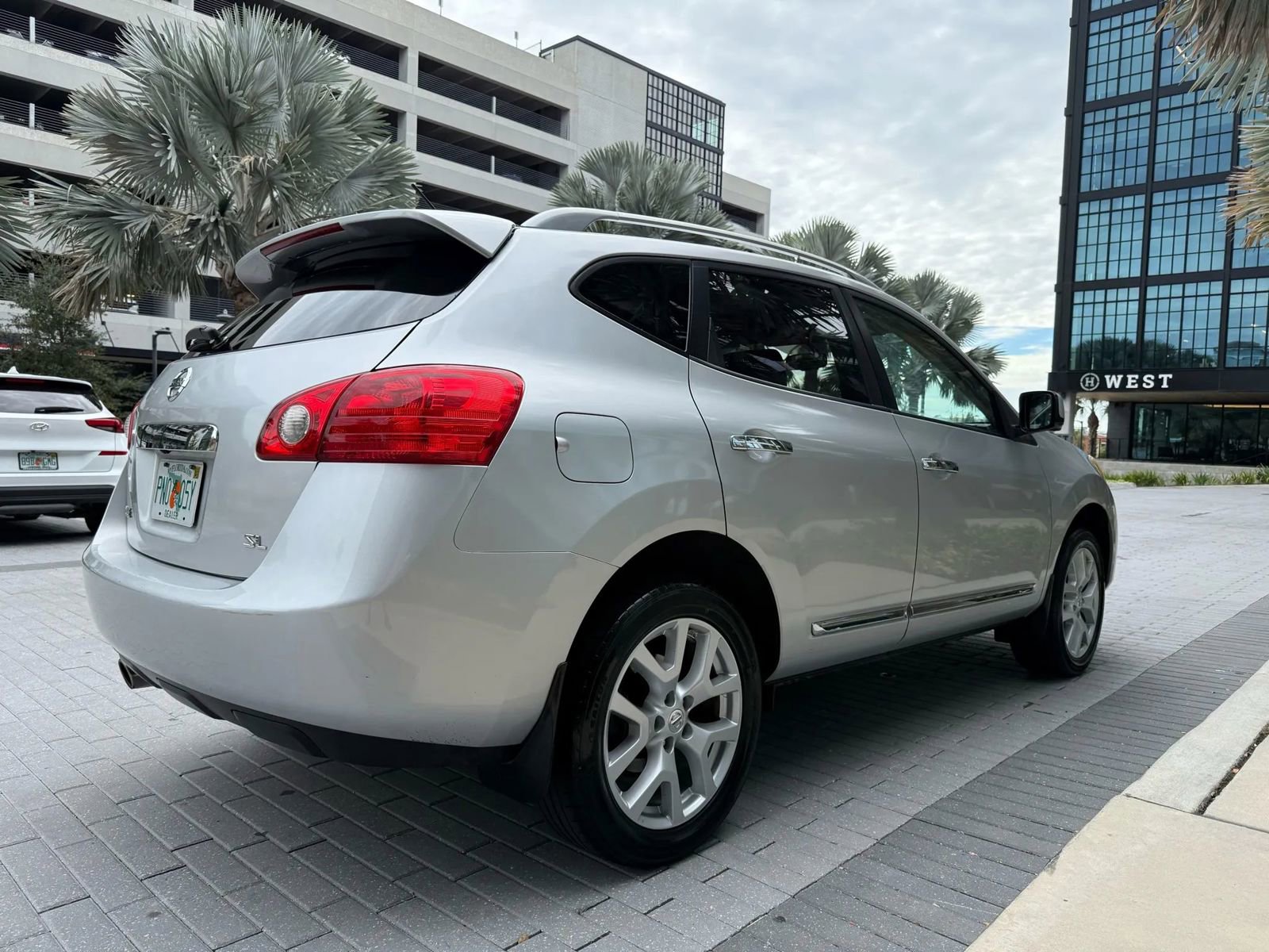 Used 2013 Nissan Rogue SL image 5