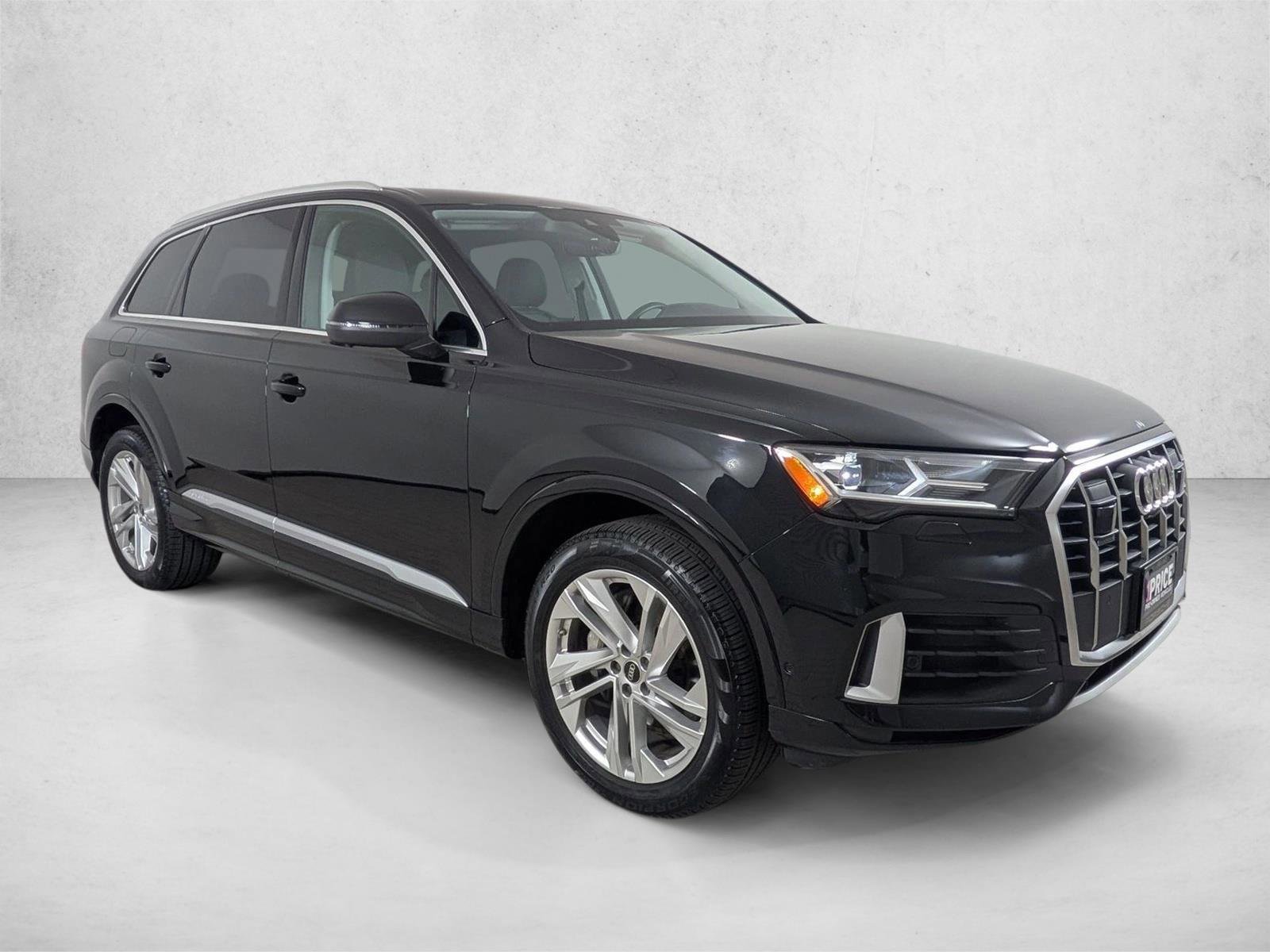 Used 2023 Audi Q7 3.0T Premium Plus w/ Premium Plus Package AWD/4WD image 7