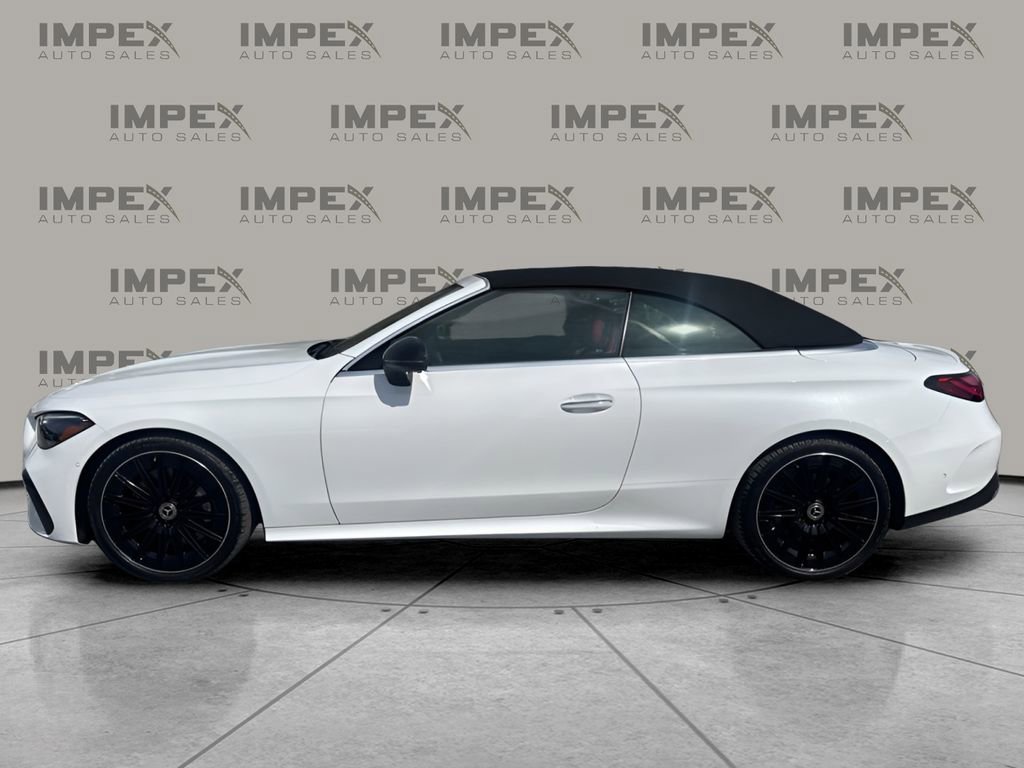 Used 2024 Mercedes-Benz CLE 450 4MATIC Cabriolet image 2