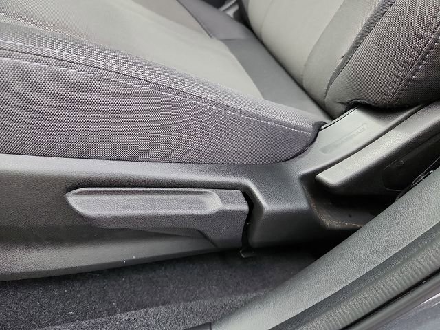 Certified 2025 Subaru Crosstrek 2.0i AWD/4WD image 15