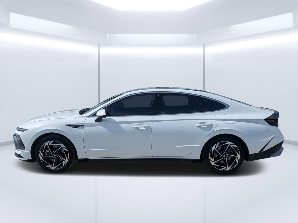 Used 2024 Hyundai Sonata SEL w/ Convenience Package FWD image 6
