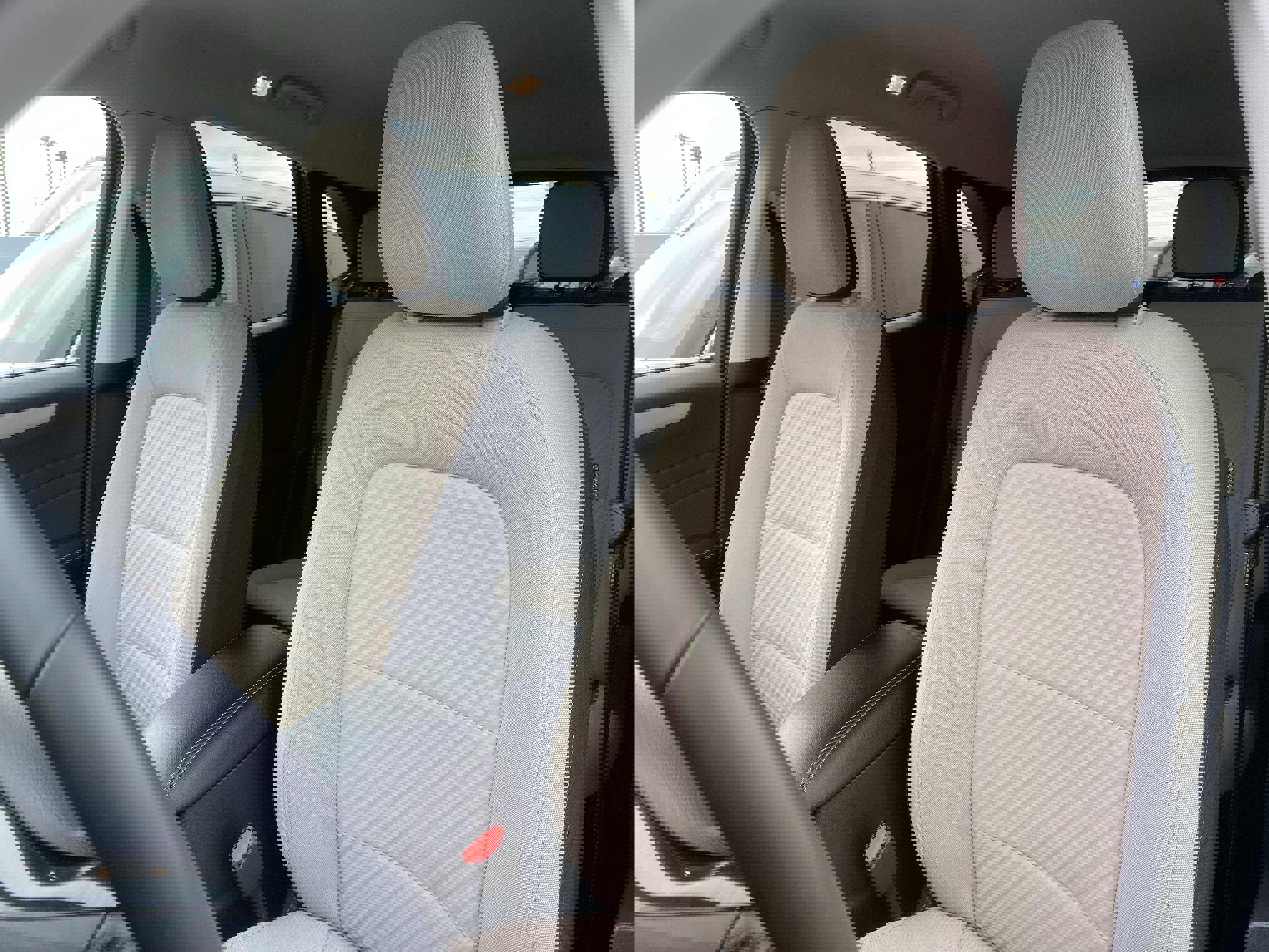 Used 2022 Ford Escape SE w/ Cold Weather Package image 10