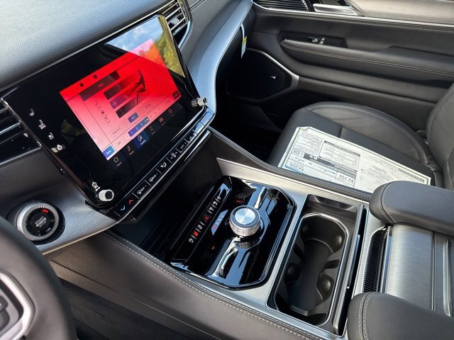 New 2025 Jeep Wagoneer L Series II w/ Convenience Group I image 54