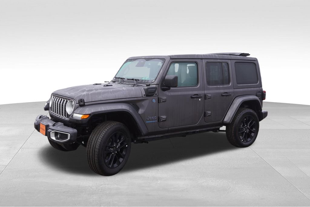 Certified 2025 Jeep Wrangler Unlimited Sahara w/ Safety Group image 11